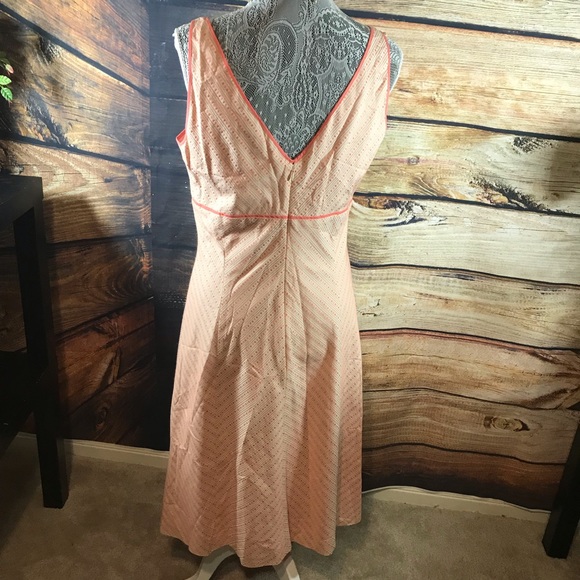 Ann Taylor size 10 sleeveless dress. Color peach - Picture 6 of 8